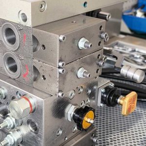 QDS Bolter (Boar) hydraulic valve